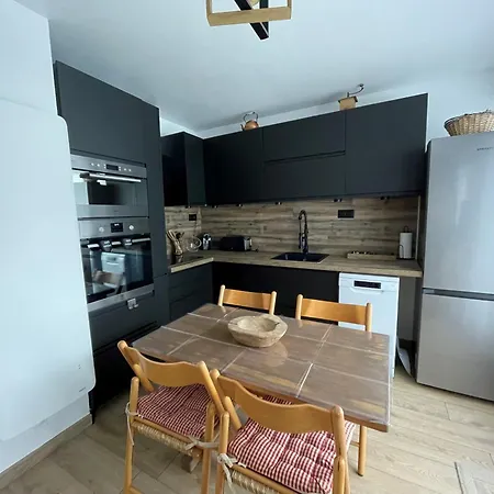 Appartement Renove Proche Centre - 4 Pers. - Fr-1-836-68